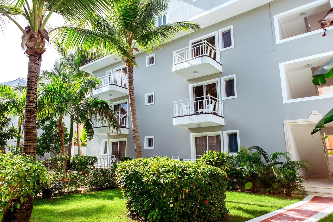 Tropicana Suites Deluxe Beach Club & Pool Punta Cana Exterior photo