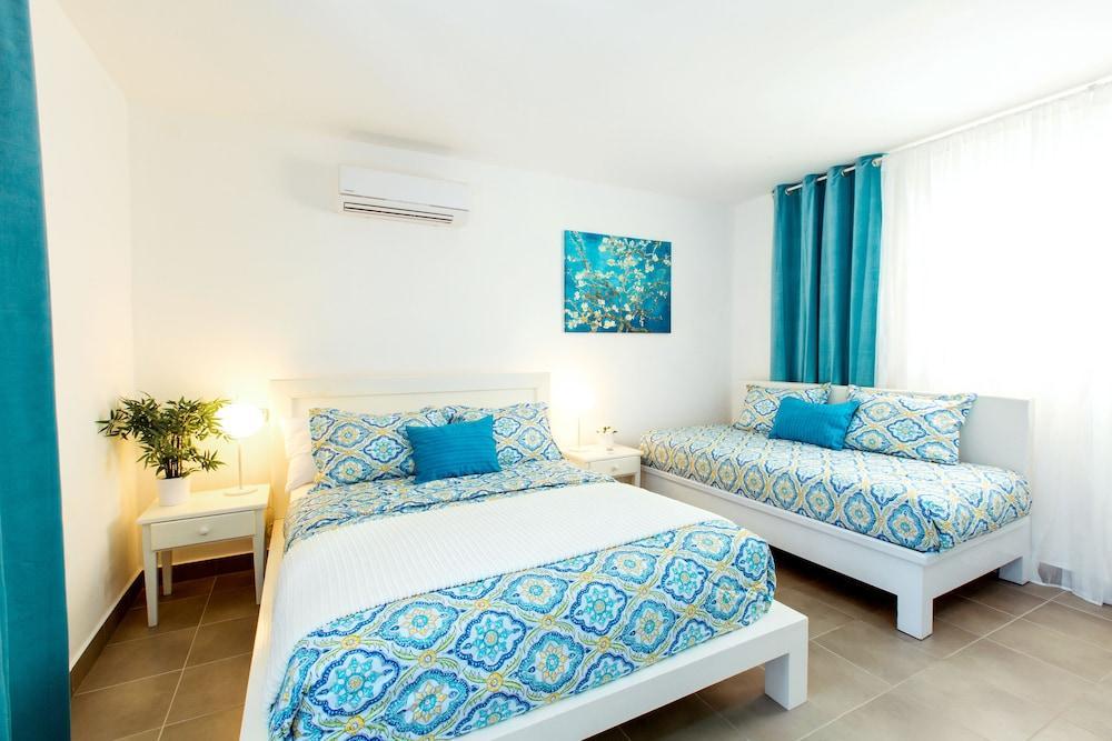 Tropicana Suites Deluxe Beach Club & Pool Punta Cana Exterior photo