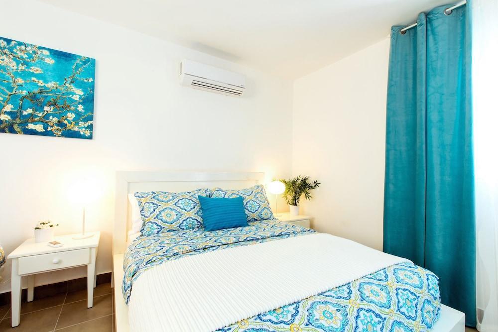 Tropicana Suites Deluxe Beach Club & Pool Punta Cana Exterior photo